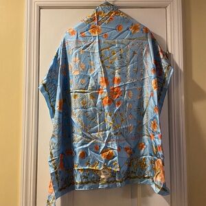 Longchamp Paris Logo Large 💯 Silk Shimmery Square Scarf Made in Italy 🇮🇹